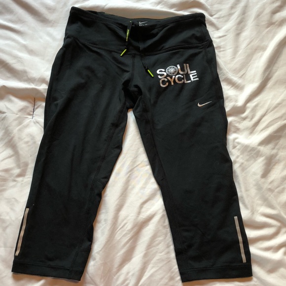 nike dri fit workout capris